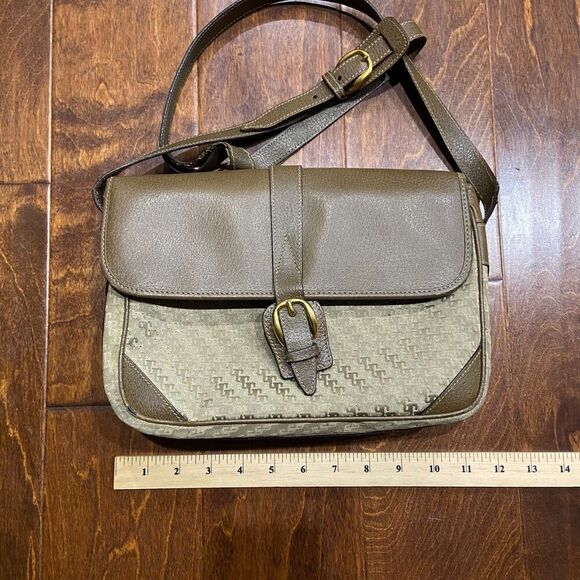 Gucci Vintage Authentic G Jacquard Canvas Leather Crossbody Bag Gold Hardware - Picture 12 of 13
